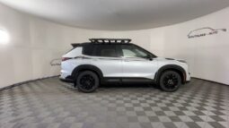 
										Mitsubishi Outlander full									