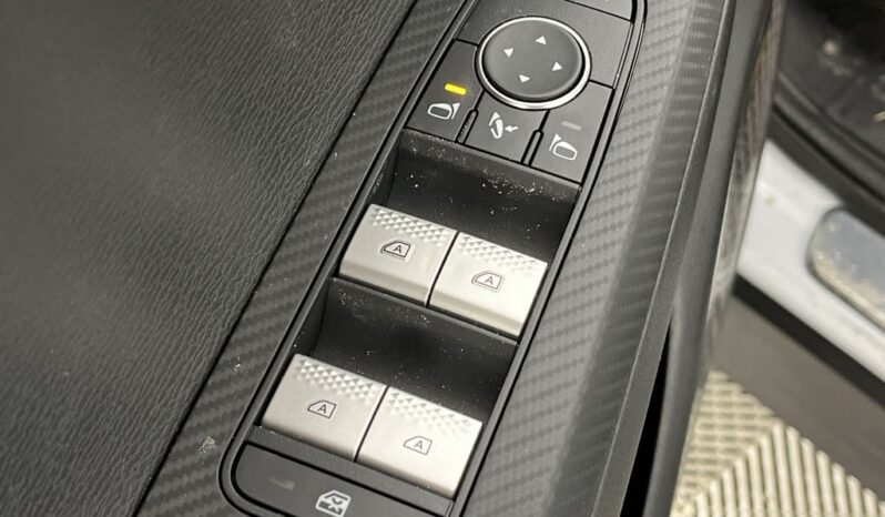 
 Mitsubishi Outlander full									