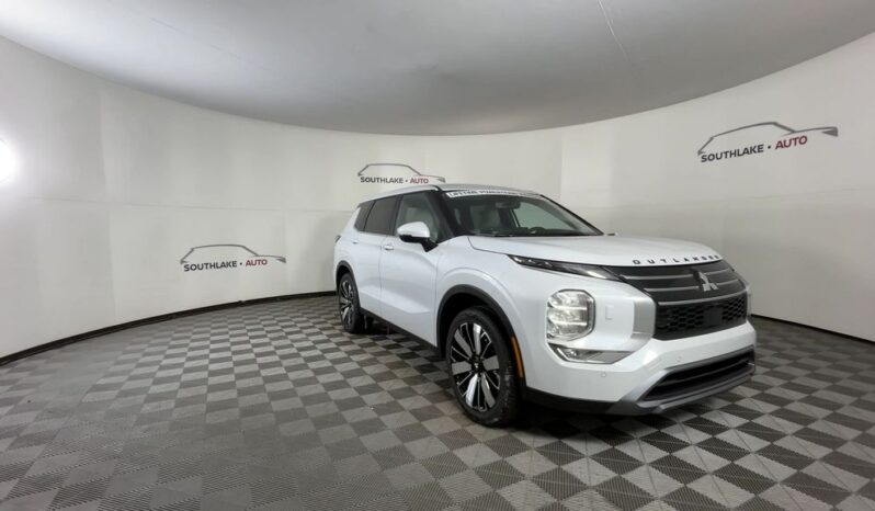 
 Mitsubishi Outlander full									