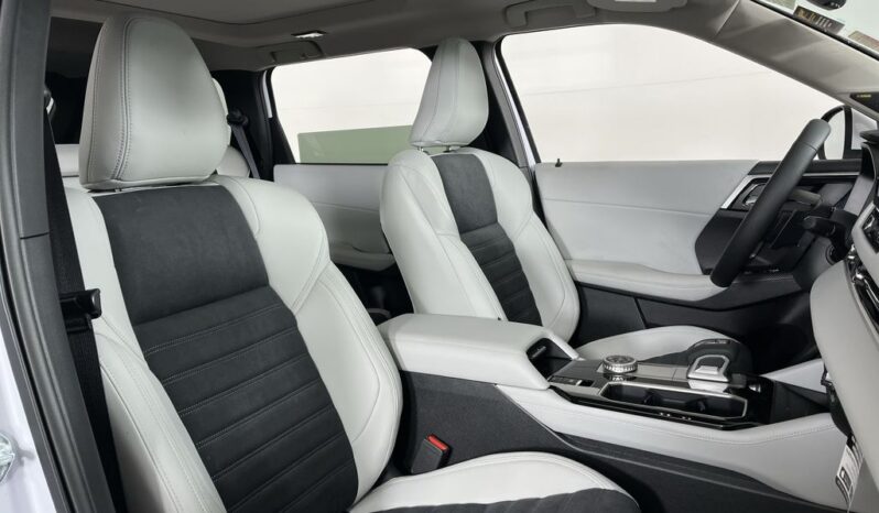 
 Mitsubishi Outlander full									