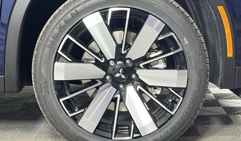 
 Mitsubishi Outlander full									