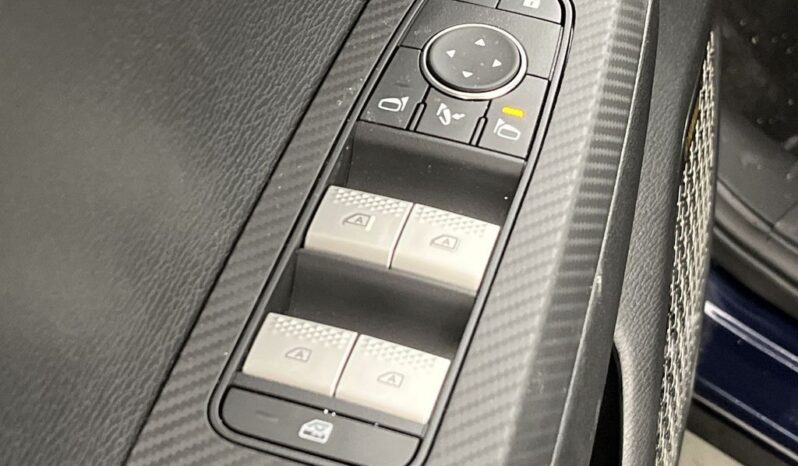 
 Mitsubishi Outlander full									