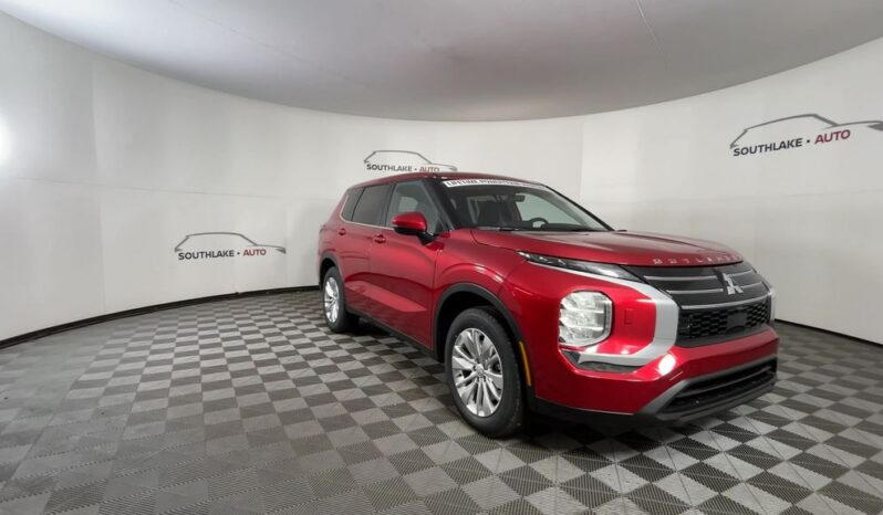 
 Mitsubishi Outlander full									