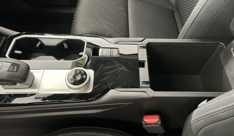 
 Mitsubishi Outlander full									