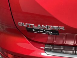 
 Mitsubishi Outlander full									