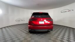 
 Mitsubishi Outlander full									
