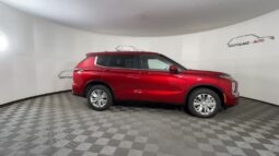 
 Mitsubishi Outlander full									