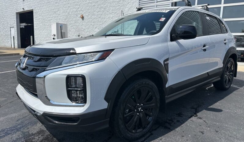 
 Mitsubishi Outlander Sport full									