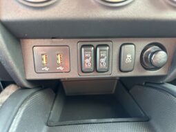 Mitsubishi Outlander Sport full