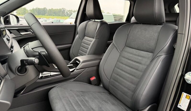 
 Mitsubishi Outlander full									