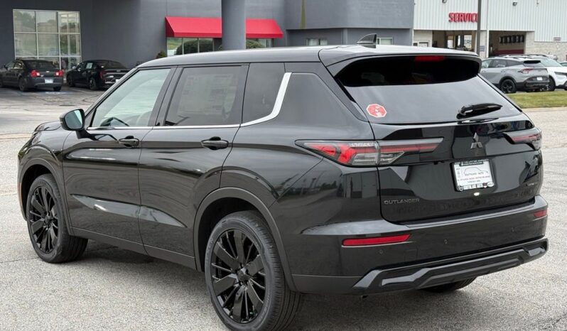 
 Mitsubishi Outlander full									