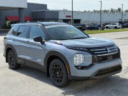 Mitsubishi Outlander full