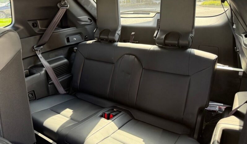 
 Mitsubishi Outlander full									