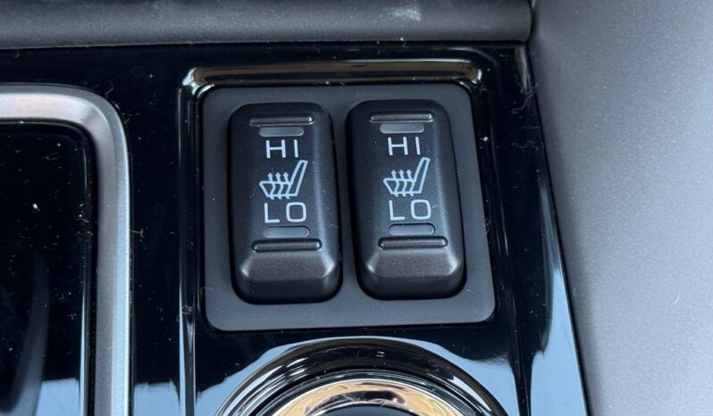 
 Mitsubishi Eclipse Cross full									
