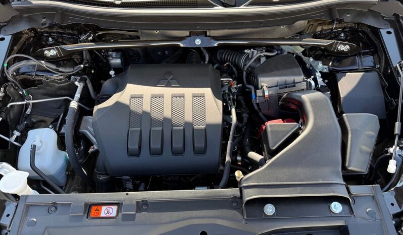 
 Mitsubishi Eclipse Cross full									