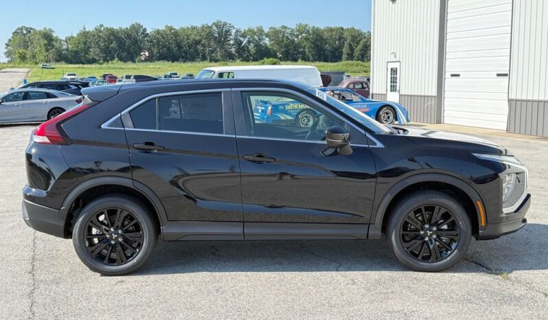 
 Mitsubishi Eclipse Cross full									