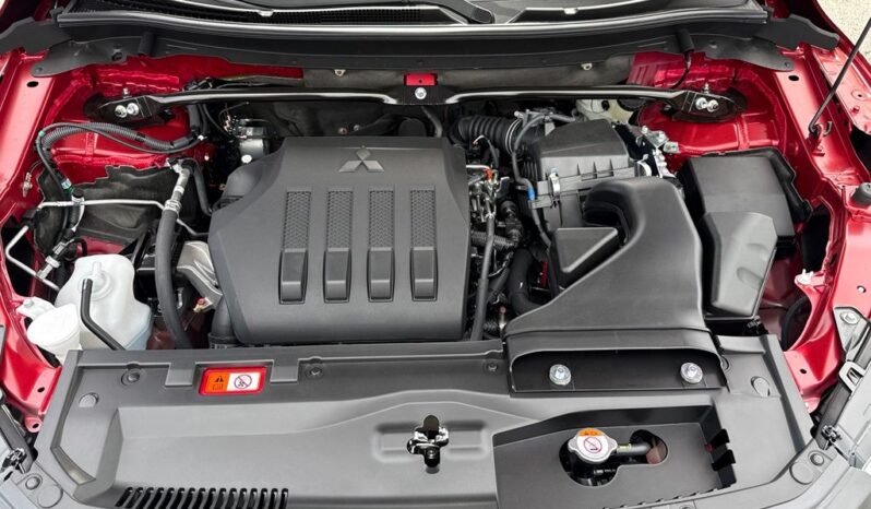 
 Mitsubishi Eclipse Cross full									