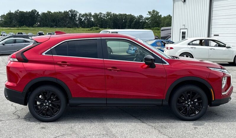 
 Mitsubishi Eclipse Cross full									