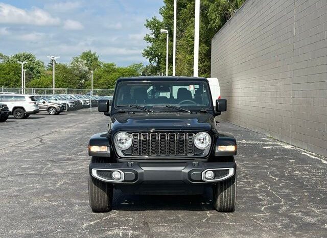 
 Jeep Gladiator full									