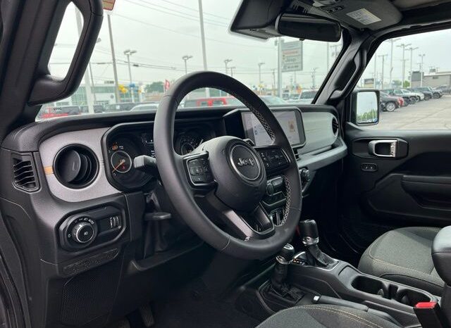 
 Jeep Wrangler full									
