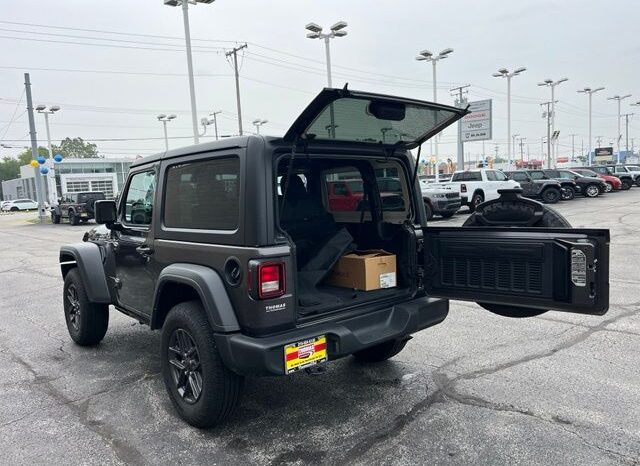 
 Jeep Wrangler full									