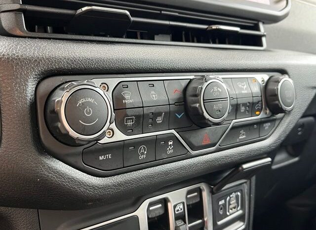 
 Jeep Wrangler full									