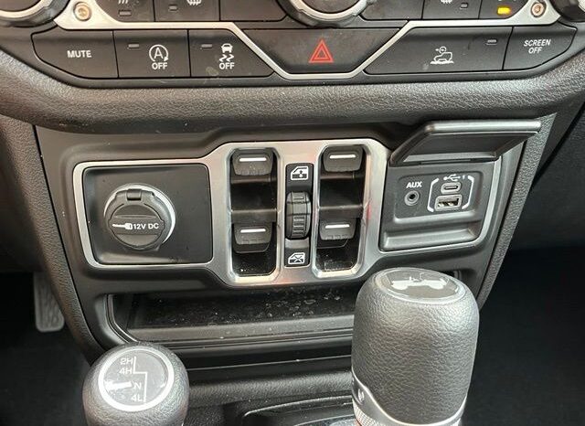 
 Jeep Wrangler full									