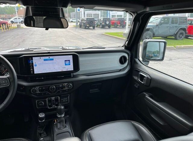 
 Jeep Wrangler full									