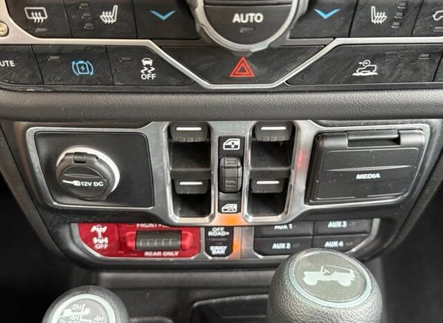 
 Jeep Wrangler full									