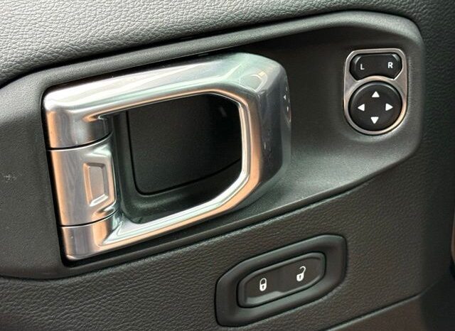 
 Jeep Wrangler full									