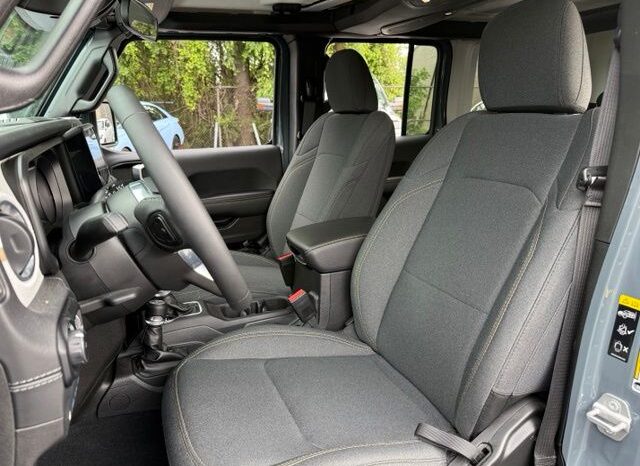 
 Jeep Wrangler full									