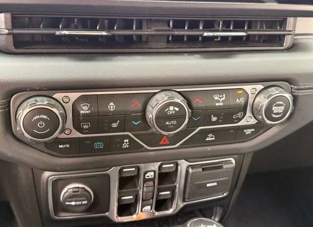 
 Jeep Wrangler full									
