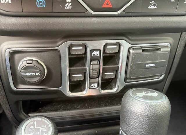 
 Jeep Wrangler full									