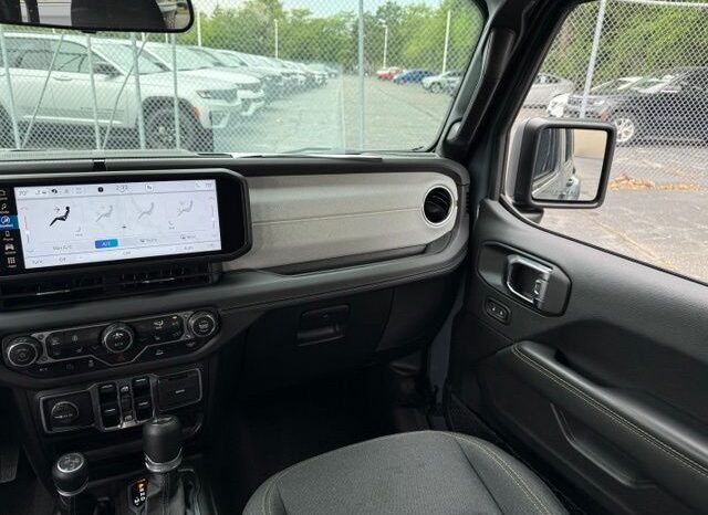 
 Jeep Wrangler full									
