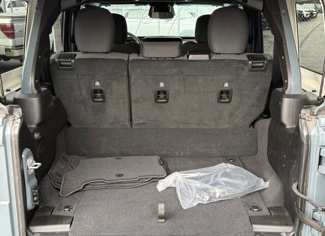 
 Jeep Wrangler full									