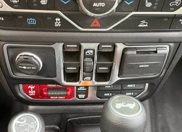
 Jeep Wrangler full									