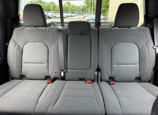 
 Ram 1500 full									