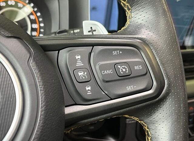 
								Jeep Wrangler full									