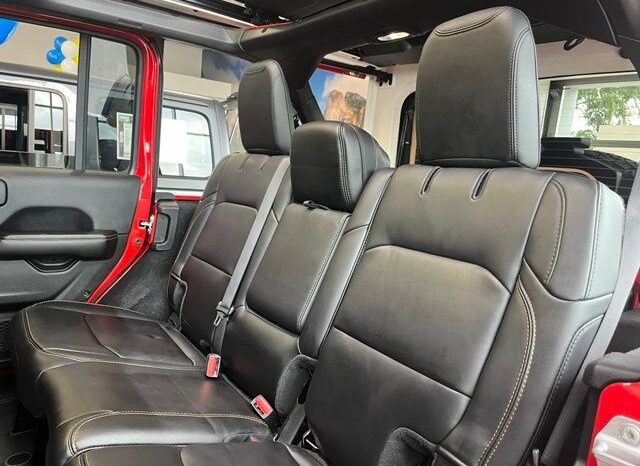 
								Jeep Wrangler full									
