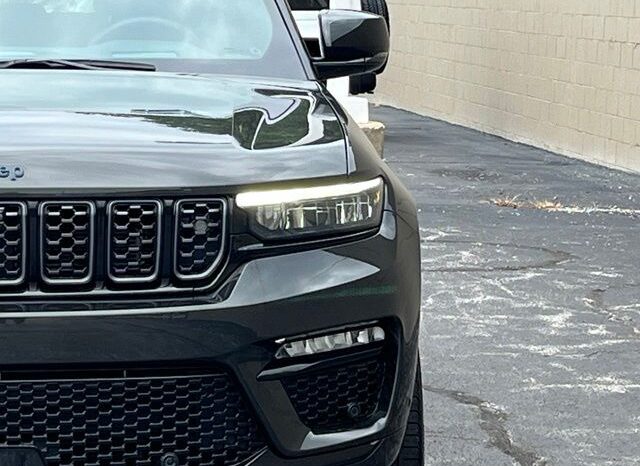 
								Jeep Grand Cherokee full									