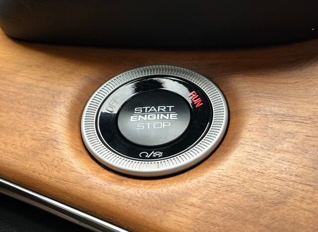 
								Jeep Grand Cherokee full									