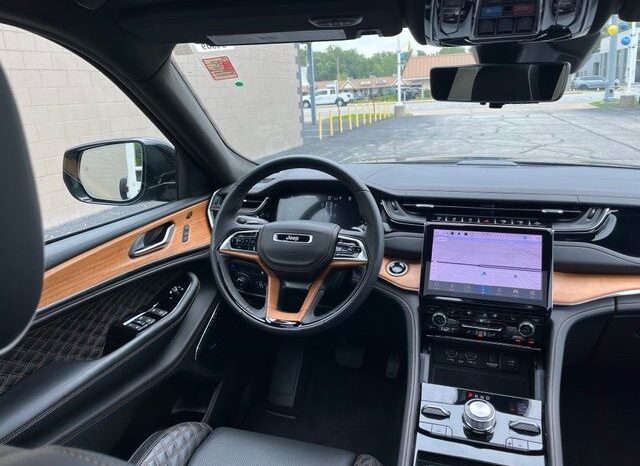 
								Jeep Grand Cherokee full									
