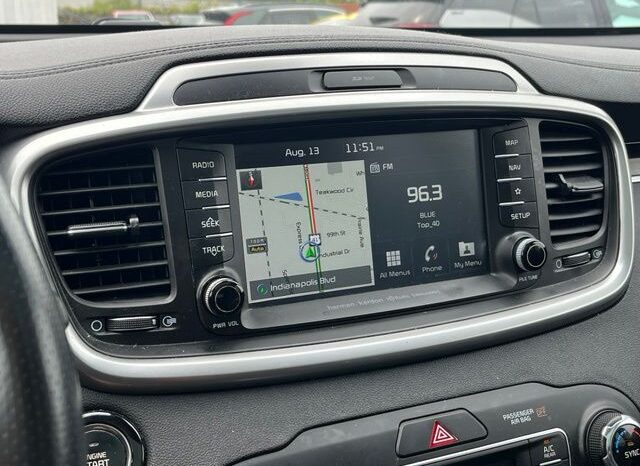 
 Kia Sorento full									