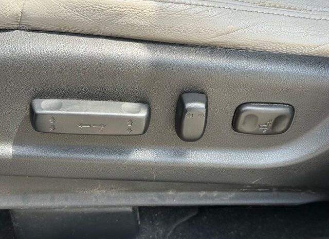 
								Honda CR-V full									