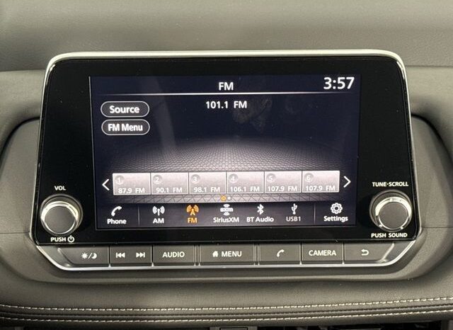 
								Nissan Rogue full									
