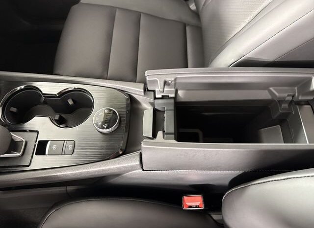 
								Nissan Rogue full									