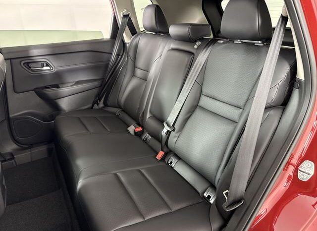 
								Nissan Rogue full									