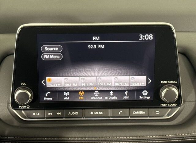 
								Nissan Rogue full									