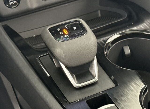
								Nissan Rogue full									