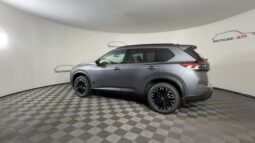 
										Nissan Rogue full									